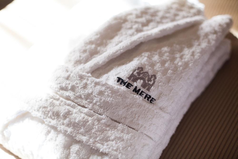 The Mere Golf Resort & Spa Buitenkant foto